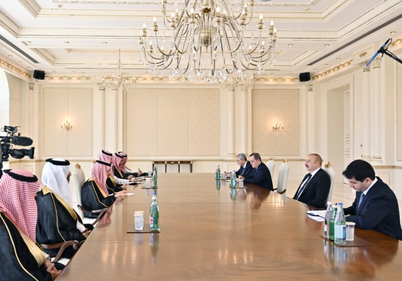 Президент Ильхам Алиев принял главу МИД Саудовской Аравии (Обновлено)