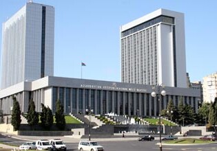 Парламент Азербайджана принял бюджет на 2015 год