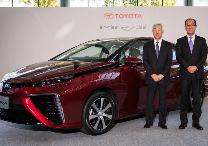 Toyota начинает производство автомобилей с водородными двигателями