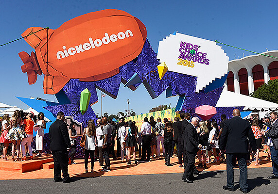 Анджелина Джоли блеснула на Kids` Choice Awards – Список лауреатов