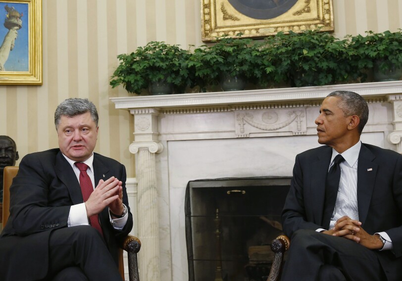 Обама за год заработал меньше, чем Порошенко