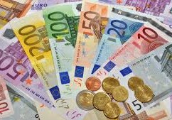 Курс евро повысился к манату