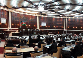 Парламент Азербайджана утвердил поправки в госбюджет