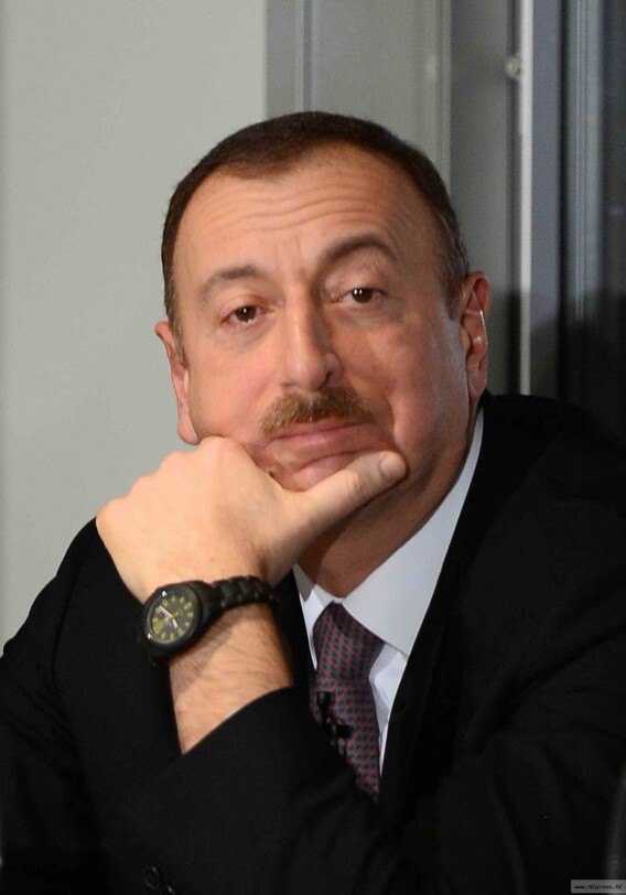 Ильхам Алиев позвонил азербайджанскому тхэквондисту, завоевавшему золотую медаль в Рио