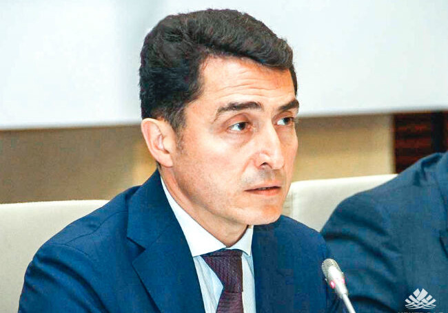 Али Гусейнли: «Изменения и дополнения в Конституцию сыграют фундаментальную роль в будущем развитии Азербайджана»