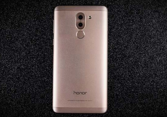 Компания Huawei представила новый смартфон Honor 6S