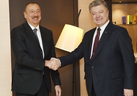 Президент Азербайджана встретился с Петром Порошенко и Масудом Барзани (Фото)