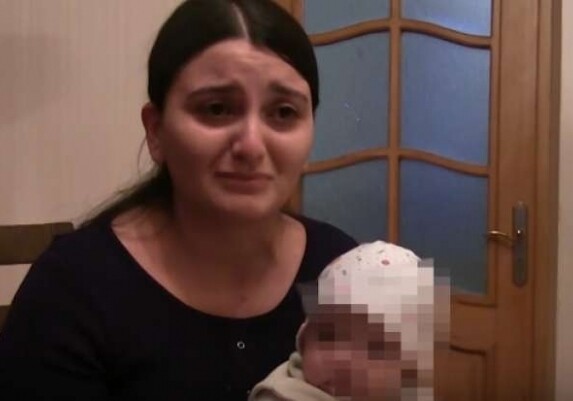 В Азербайджане в роддоме перепутали младенцев? (Видео)