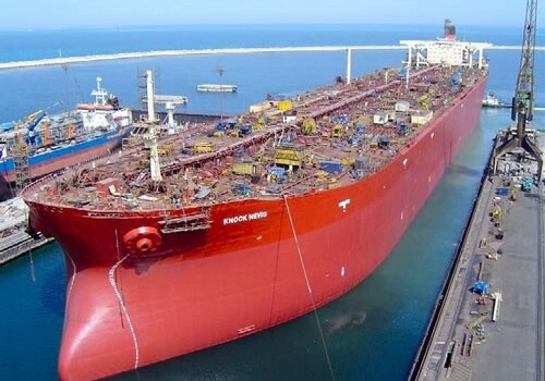 SOCAR приобрела 7 танкеров у компании Palmali 