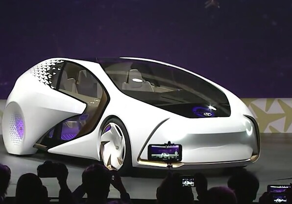 Toyota представила самообучающийся беспилотный автомобиль