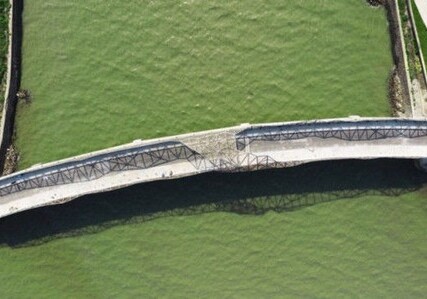 В Китае построили мост из стали и бамбука (Фото)