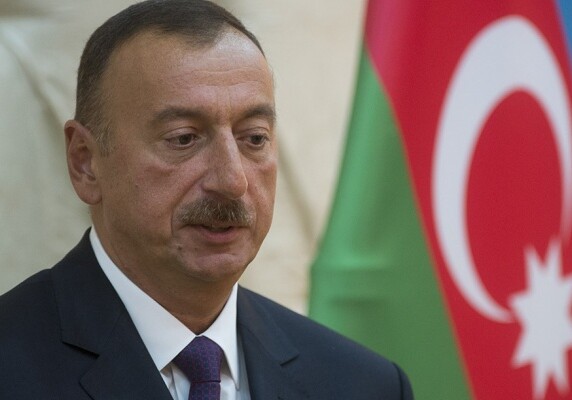 Президент Азербайджана направил соболезнования премьеру Великобритании