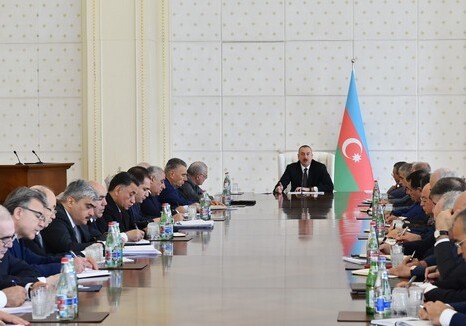 Ильхам Алиев: «Отныне строительные работы в Азербайджане будут проводиться более интенсивно»