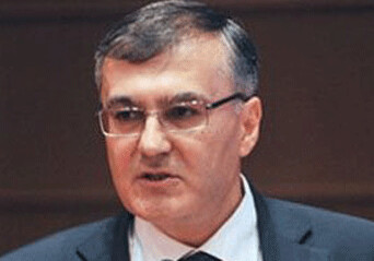 Фуад Ахундов: «Литургия в Гандзаре вызвана испугом официального Еревана»