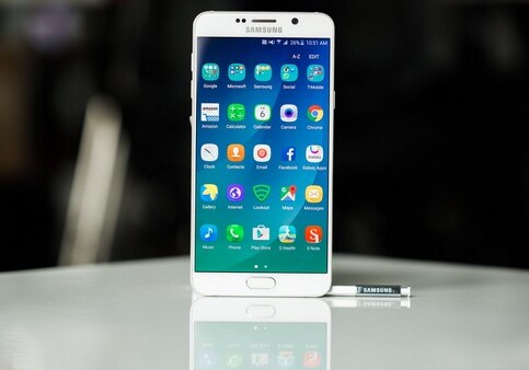 Samsung получил патент на смартфон со встроенным алкотестером