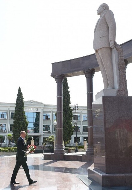 Президент Азербайджана посетил Шамкирский район (Фото)