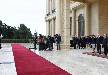 Президент Азербайджана встретился с болгарским коллегой (Добавлено-Фото)
