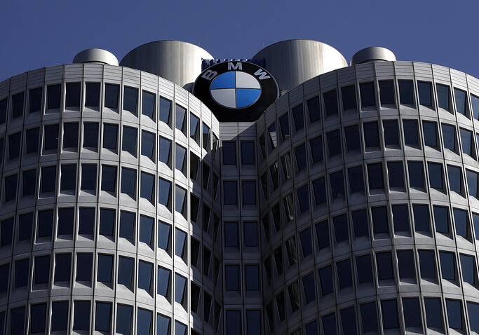 Автоскандал: Еврокомиссия провела антимонопольную проверку в офисах BMW