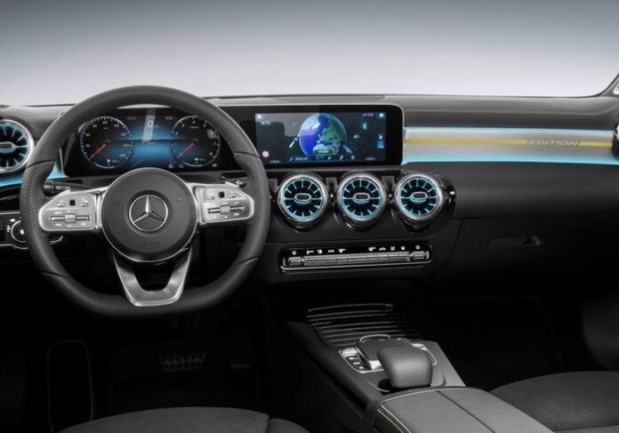 Mercedes-Benz представил дизайн интерьера нового A-Class (Фото)