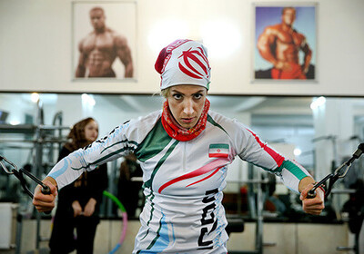 Иранским тяжелоатлеткам разрешили соревноваться в хиджабах