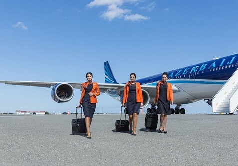 «Азербайджанские авиалинии» объявляют набор стюардесс