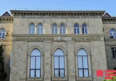 В Азербайджане ограничено право выезда из страны 14 тысячам должникам