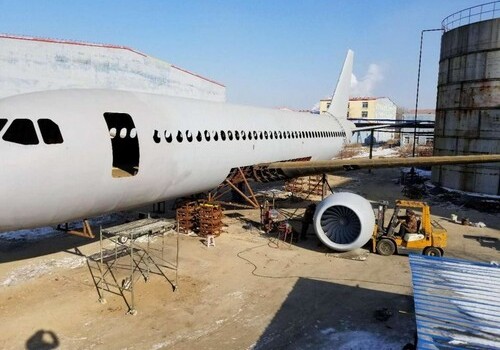 Китайский фермер потратил 800 тыс. юаней, чтобы построить самолет Airbus A320 (Фото)