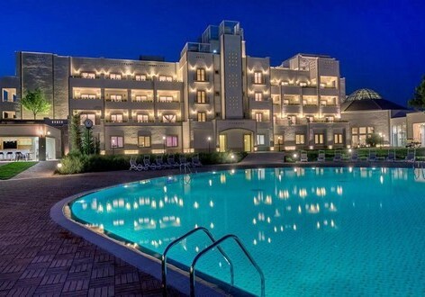 Азербайджанский отель получил награду от Booking.com (Фото)