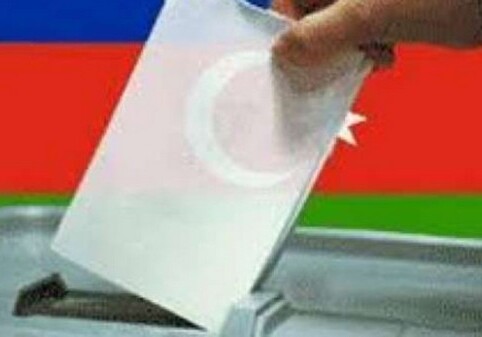 За пост президента Азербайджана поборются 8 кандидатов