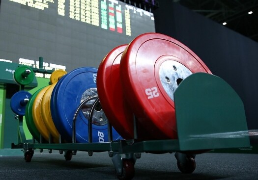 В Баку привезли сотни килограммов допинга