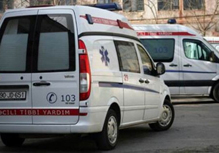 В Бакинскую станцию скорой помощи в связи с солнечным ударом поступило 93 обращения