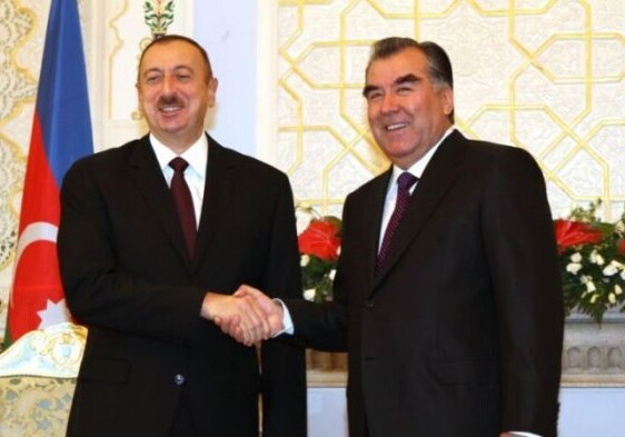 Президент Таджикистана в августе посетит Азербайджан