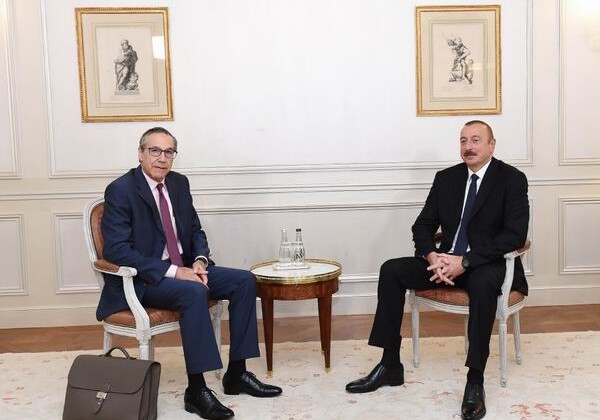 Ильхам Алиев провел встречи с руководителями компаний Bouygues Travaux Publics и SADE