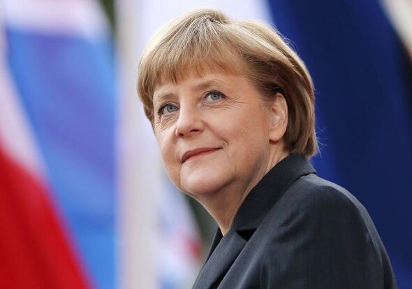 Financial Times: Меркель обсудит в Баку вопрос увеличения поставок газа в ЕС