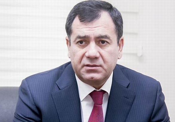 Гудрат Гасангулиев: «Предлагаю повысить зарплату депутатам и возобновить строительство жилья»