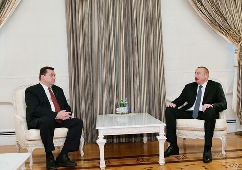 Президент Ильхам Алиев принял председателя Союза журналистов России (Фото)