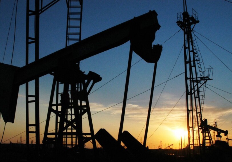 Цена барреля нефти «Азери Лайт» превышает 62 доллара