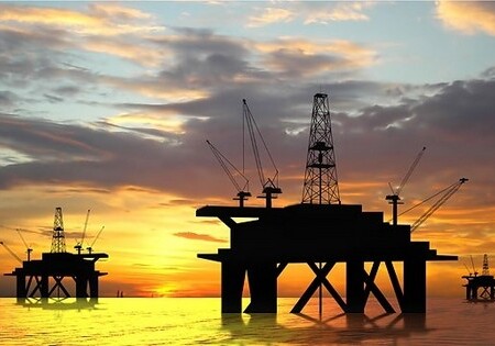 Азербайджанские нефтяники во второй половине дня вернутся на платформы