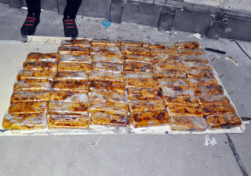 Азербайджанские таможенники предотвратили транзит 28 кг героина из Ирана в Украину (Фото)