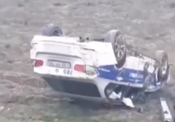 В Азербайджане перевернулась машина ДПС, есть пострадавший (Видео) 