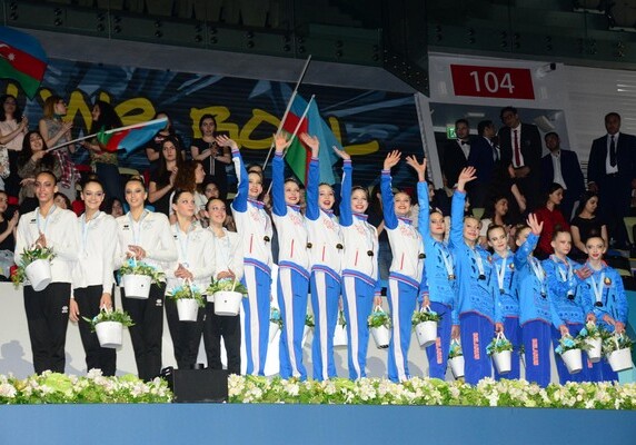 Сборная России завоевала золотые медали ЧЕ в Баку в упражнениях с обручами и лентами (Фото)
