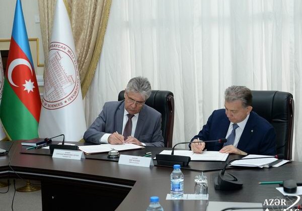 Между НАНА и Российской академией наук подписано соглашение о научно-техническом сотрудничестве