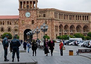 Не Карабах, а безработица: жители Армении назвали главную проблему страны