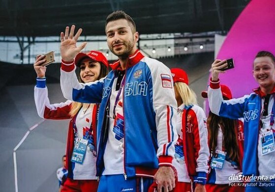 Армянские спортсмены приехали в Баку - Пример для Мхитаряна 