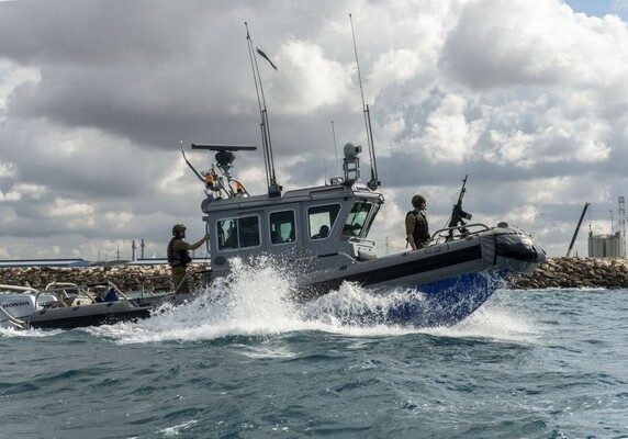 Израиль ввел морскую блокаду сектора Газа