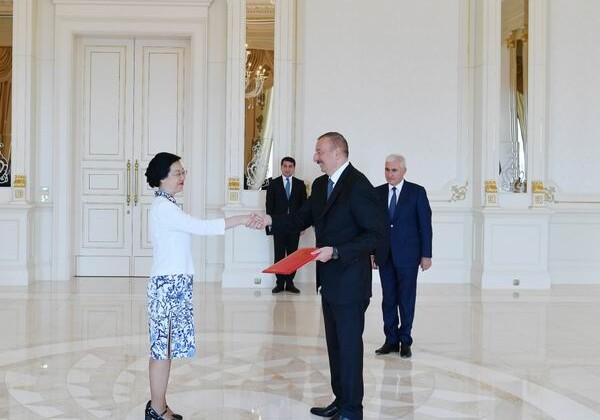 Президент Азербайджана принял верительные грамоты новоназначенного посла Китая (Фото-Обновлено)