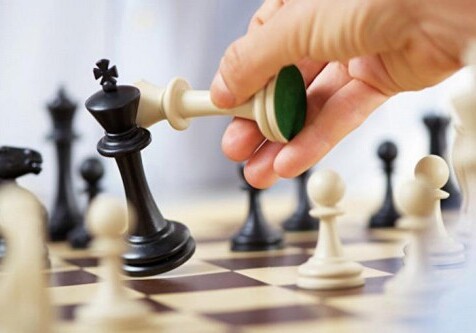 Азербайджанский шахматист стартовал на чемпионате мира