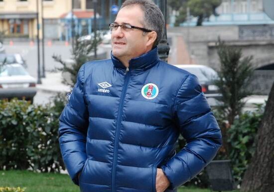 Сборная Азербайджана по вольной борьбе осталась без главного тренера