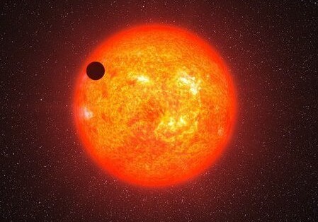 В понедельник земляне смогут увидеть прохождение Меркурия по диску Солнца
