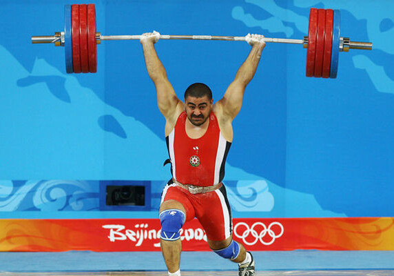 Низами Пашаев завоевал титул трехкратного чемпиона мира по тяжелой атлетике (Фото)